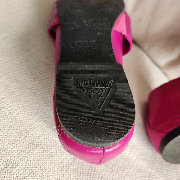 Sz8.5 - John Fluevog Misty Magenta Mary Jane Flats - EUC - Picture 9 of 10